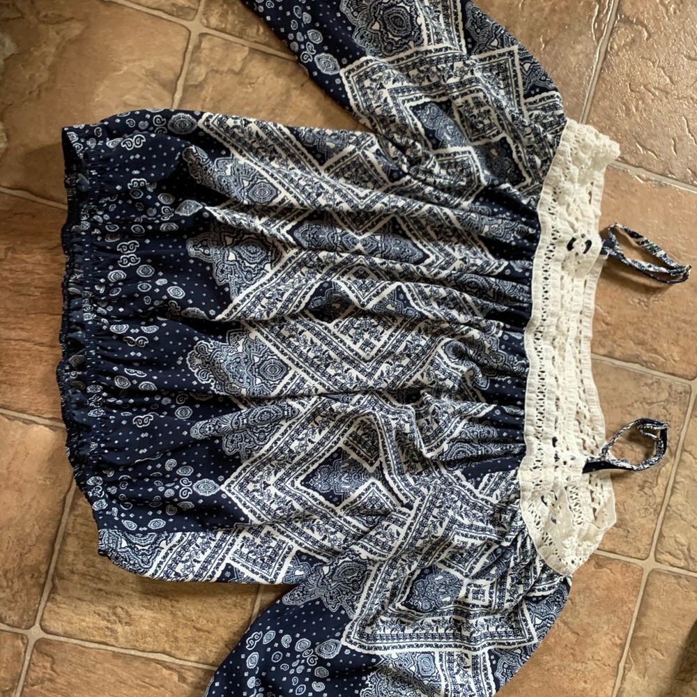 Women’s blouse mid sleeve